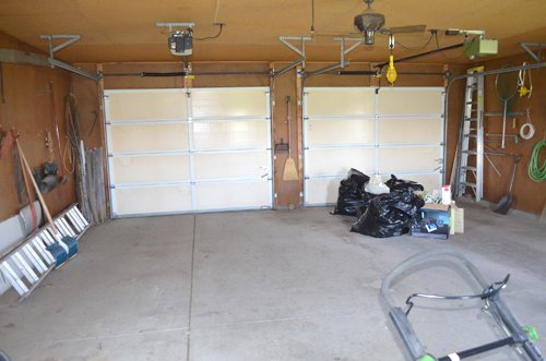 Property photo 18 - Real Estate & Personal Property Auction - 3BR Country Home on 1 Acre, Housewares, Tools, Antiques